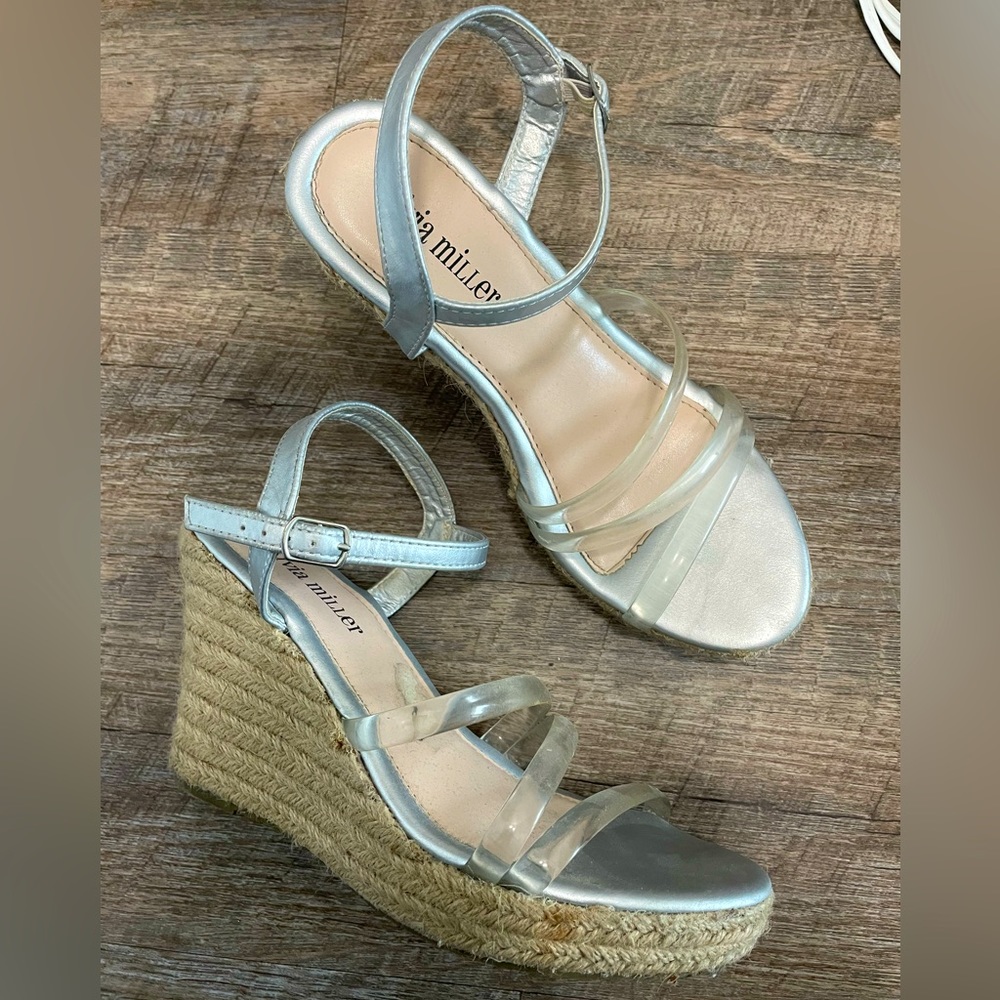 Silver and clear wedges